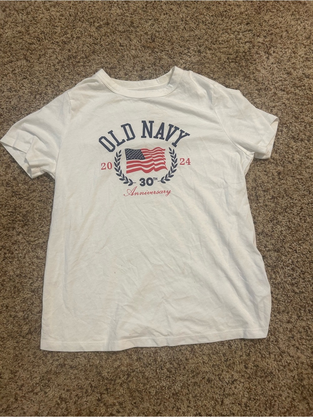 Women’s old navy Fourth of July 2024 year shirt good condition red white and blu